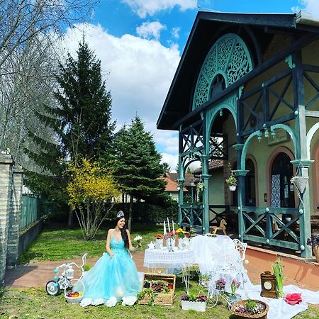 Vila Regina Palić エクステリア 写真