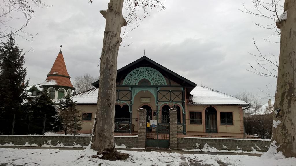 Vila Regina Palić エクステリア 写真